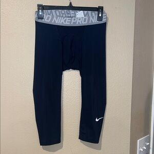 Nike  Pro 3/4 Leggings
